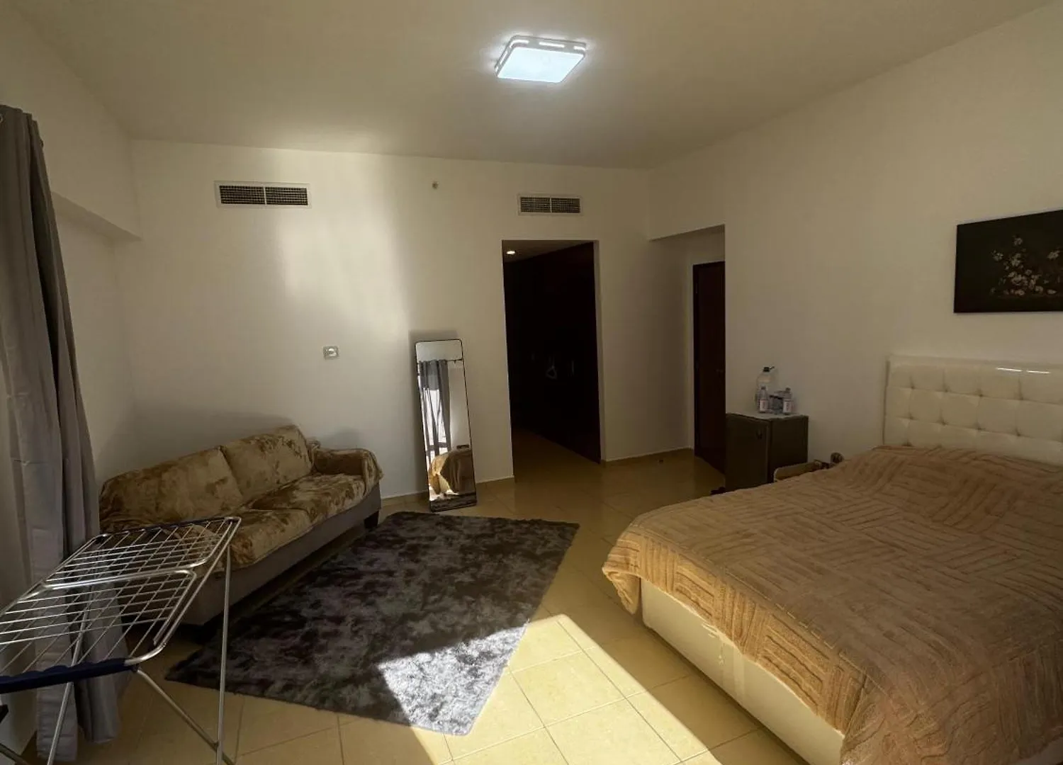 Luxury Master Room With Fantastic View In Jbr Walk Dubai United Arab Emirates